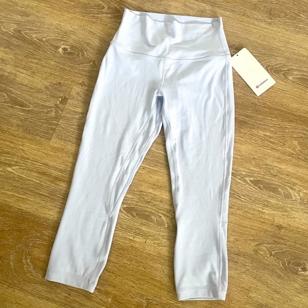 LULULEMON CROP LEGGINGS